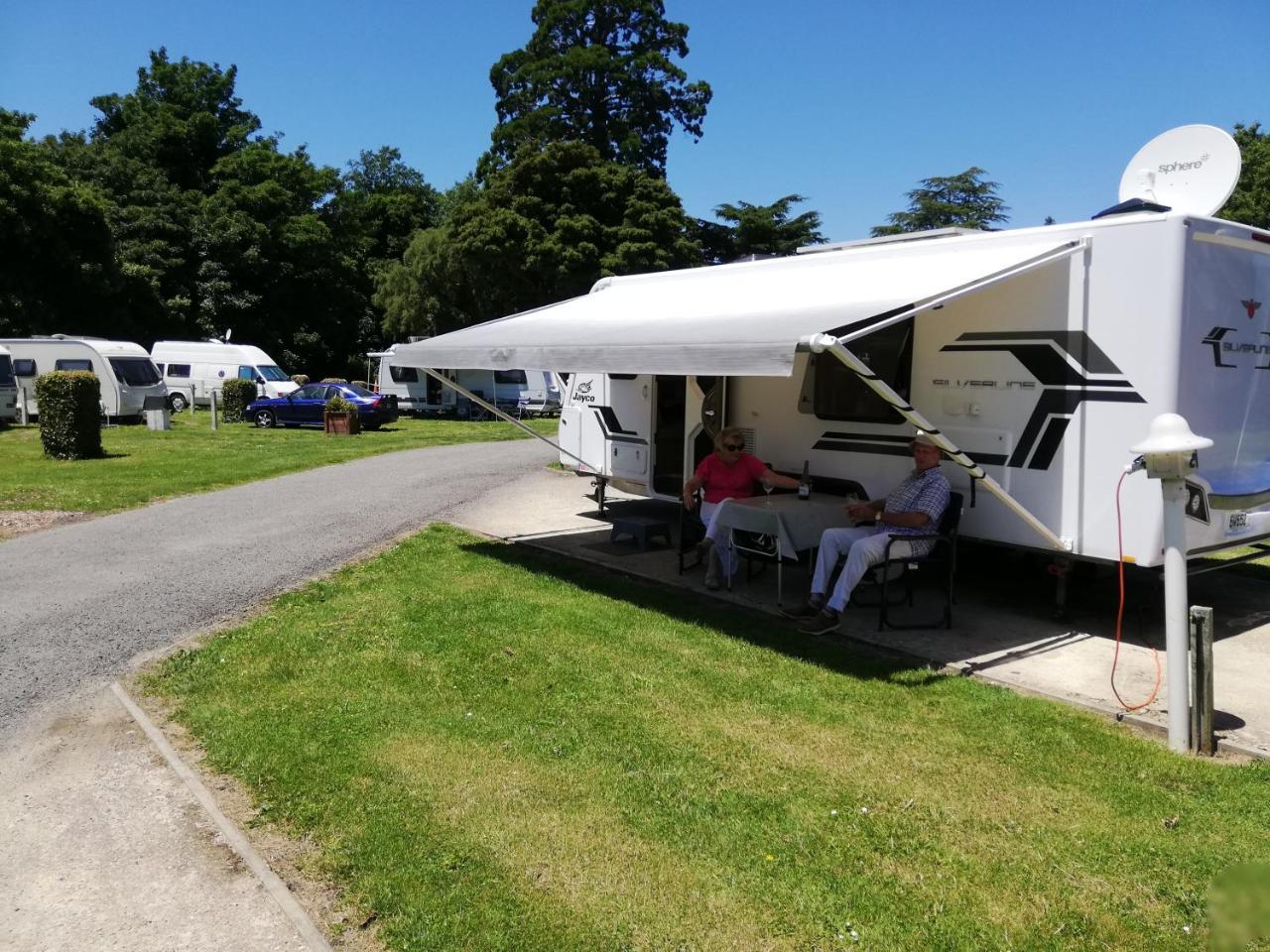 Mawley Holiday Park Masterton Esterno foto