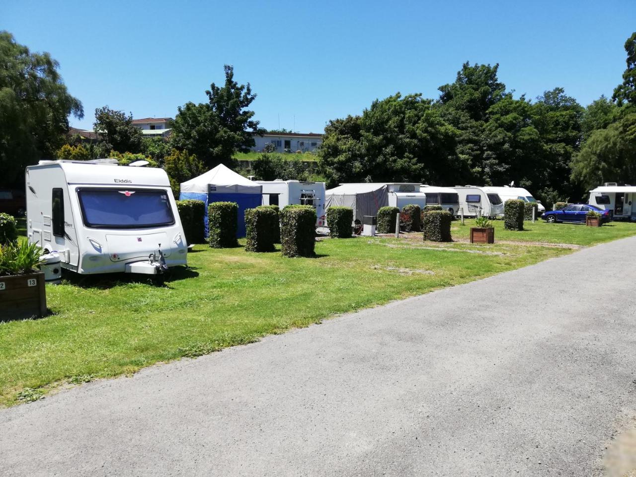 Mawley Holiday Park Masterton Esterno foto